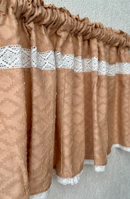 Kitchen Valance - Amber