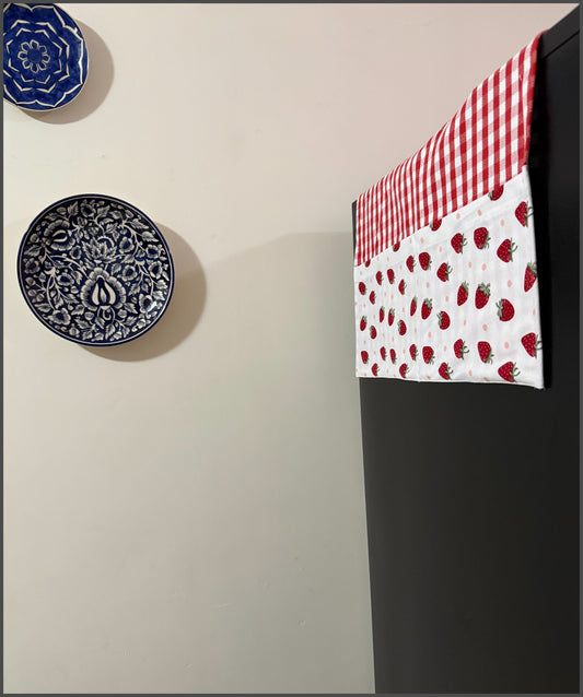Fridge Top Cover- Tiny Strawberries