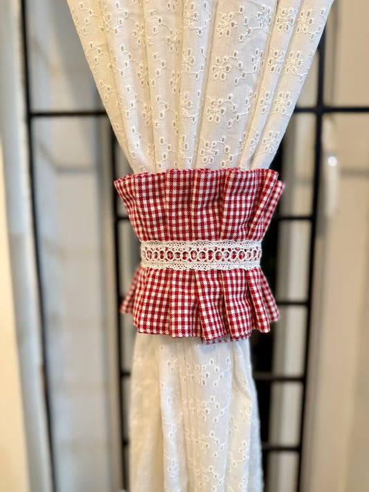 Curtain Tiebacks - Lil Red Gingham