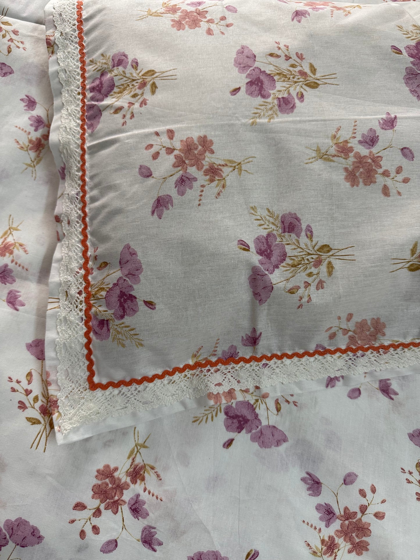 Bedsheet- Peached Lavender ( Queen)