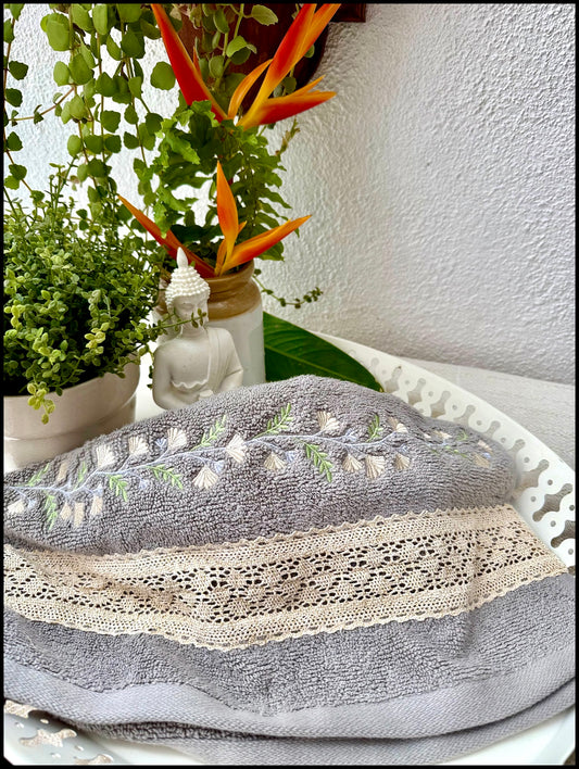 Hand Towel - Grayces