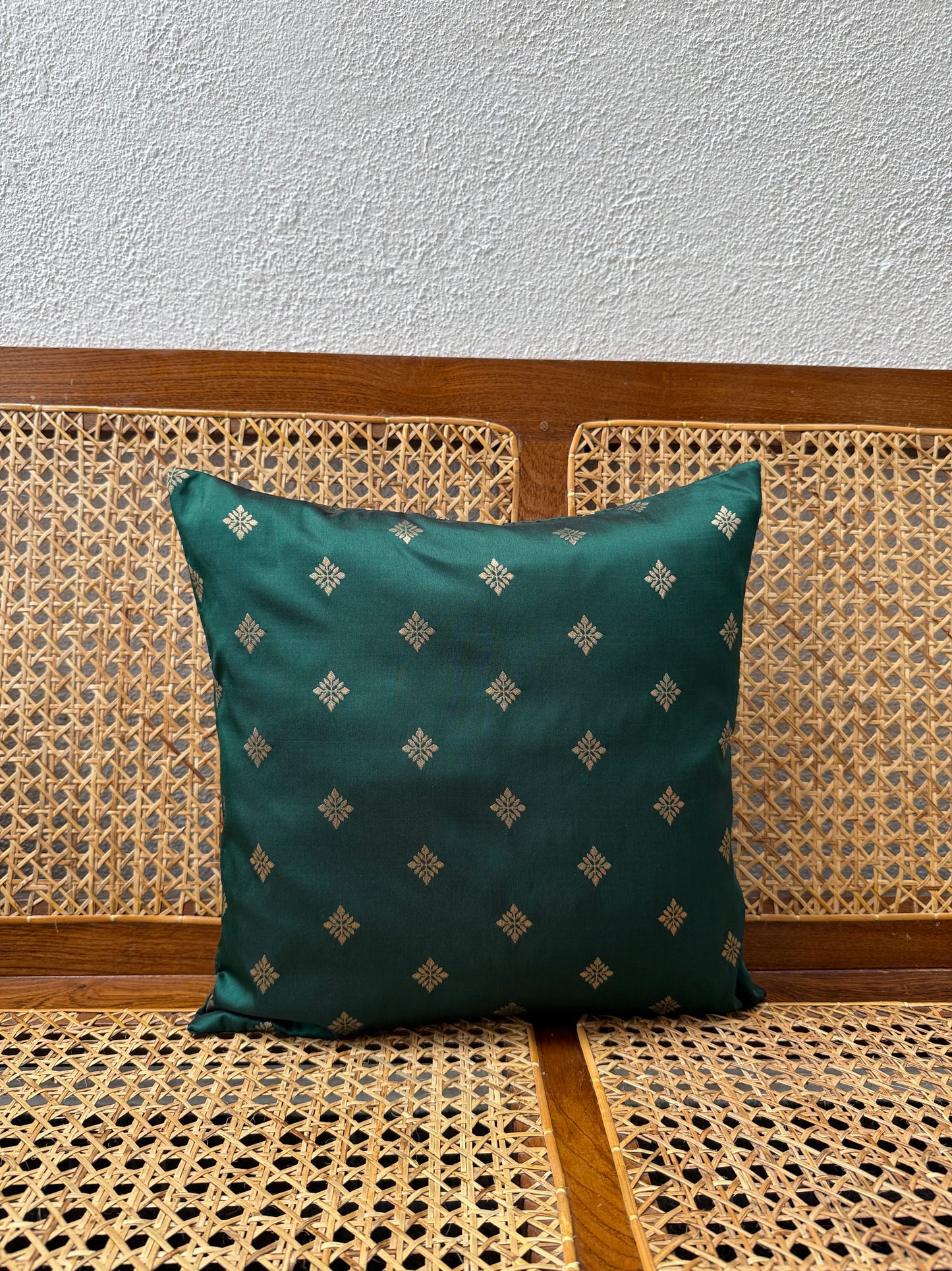 Cushion Cover- Karimpacha