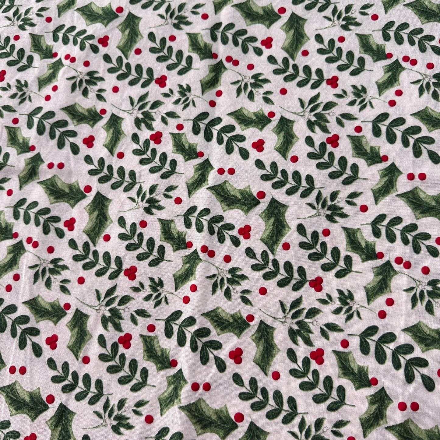 Christmas Bedsheet - Little Hollies (King)