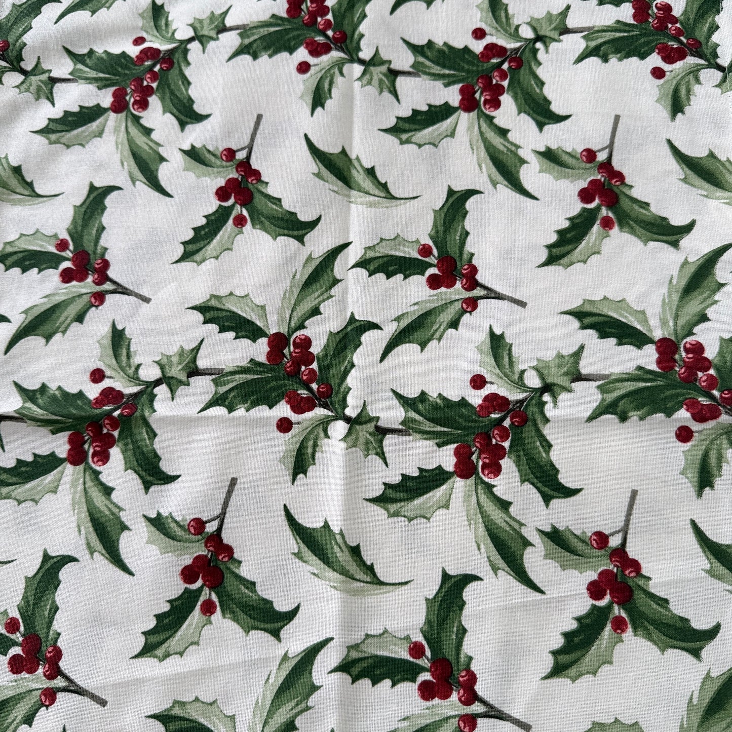 Christmas Bedsheet - Holly Bunches (King)