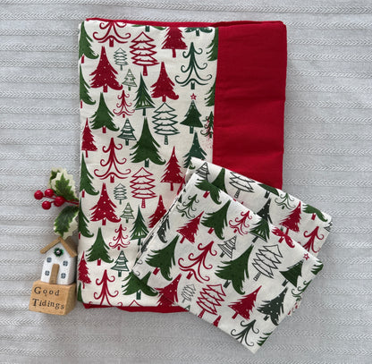 Christmas Bedsheet - Conifers (Queen)