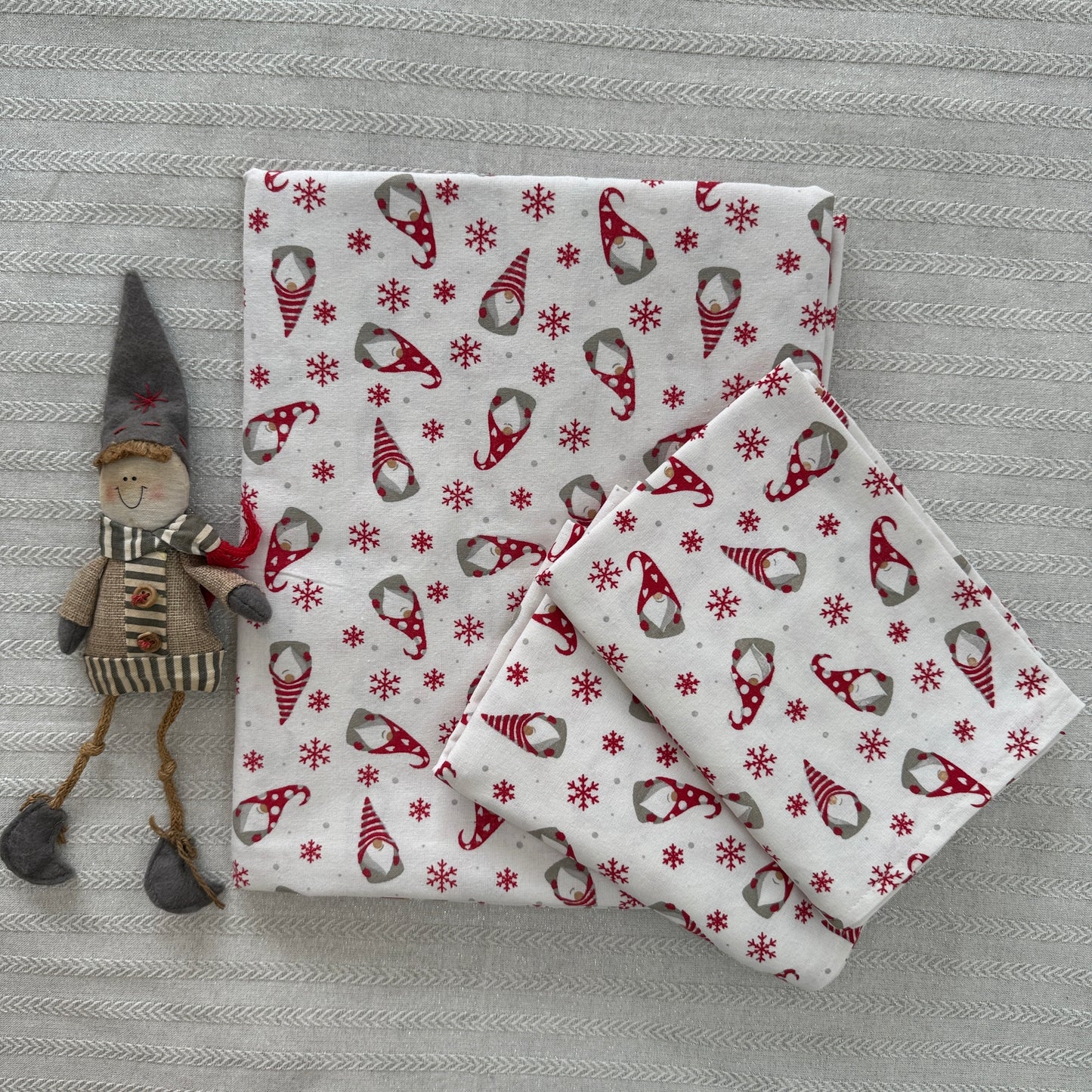 Christmas Bedsheet - Gnomes( Single)
