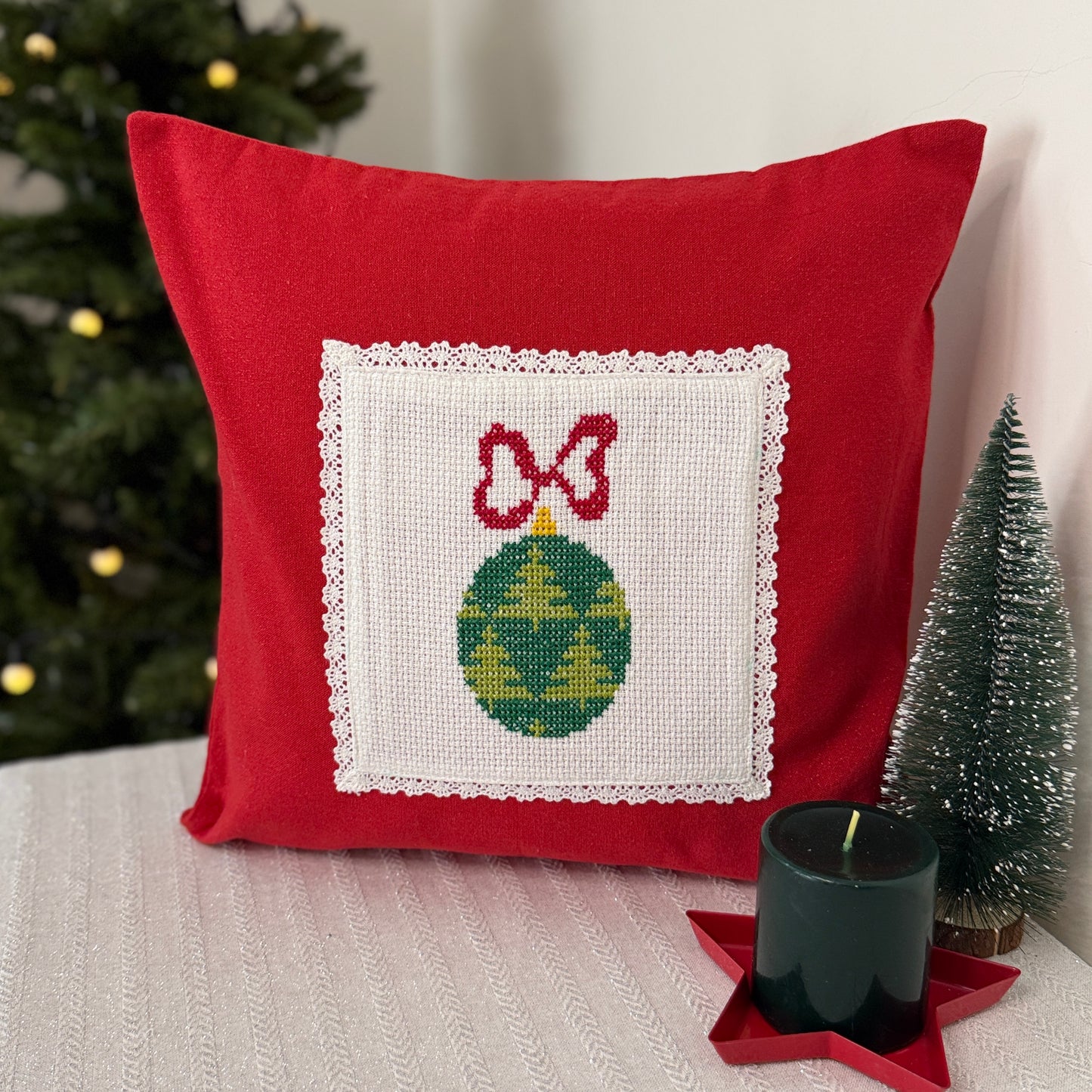 Christmas Cushion Cover - Bauble