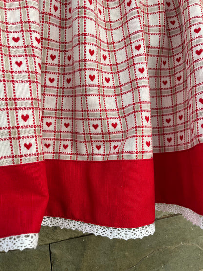 Kitchen Valance- Tiny Hearts with lace