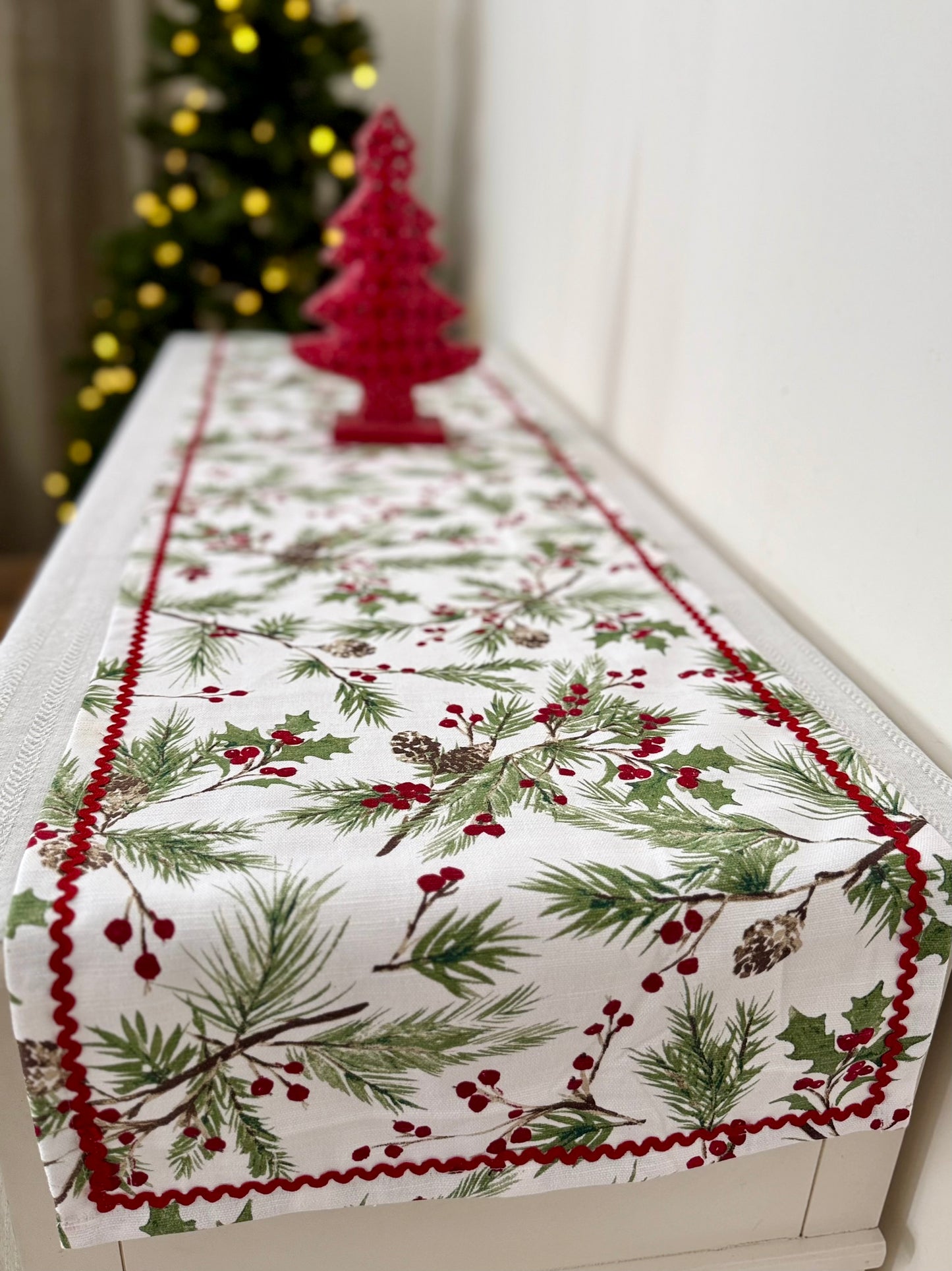 Christmas Table Runner -  Berries on Pine