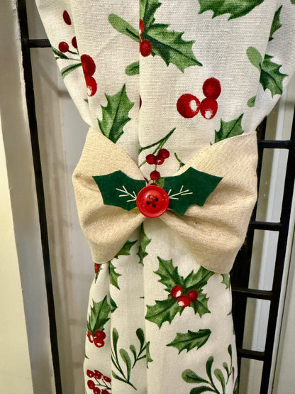 Curtain Tieback - Golden Bow with Holly
