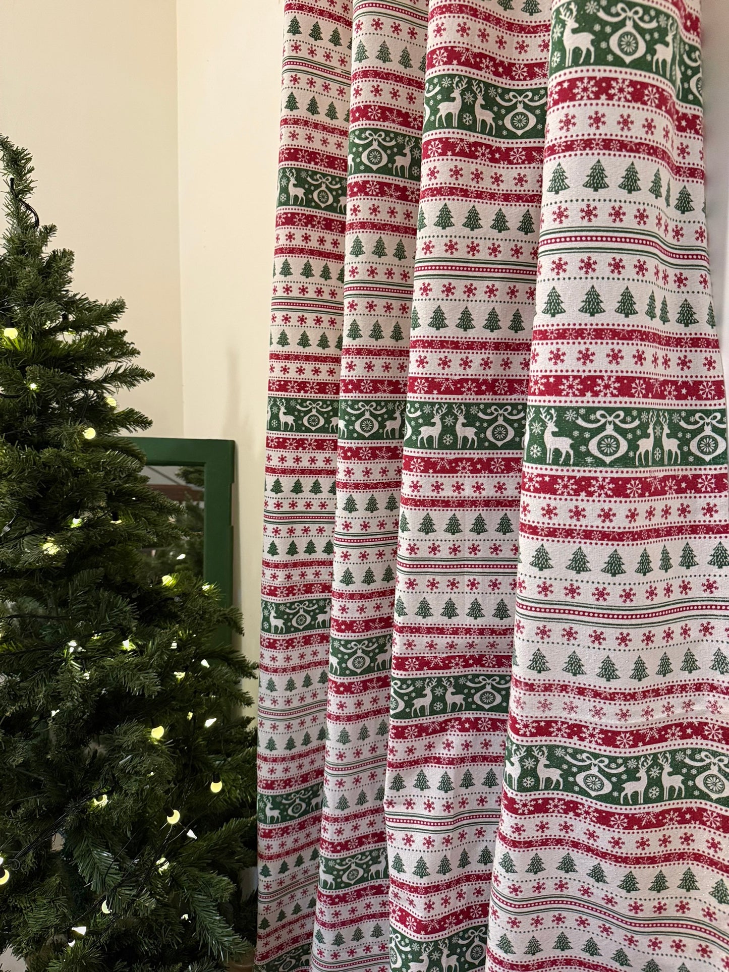 Curtains - Reindeers & Trees