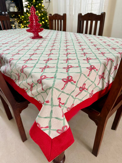 Christmas Tablecloth- Bows and Bows