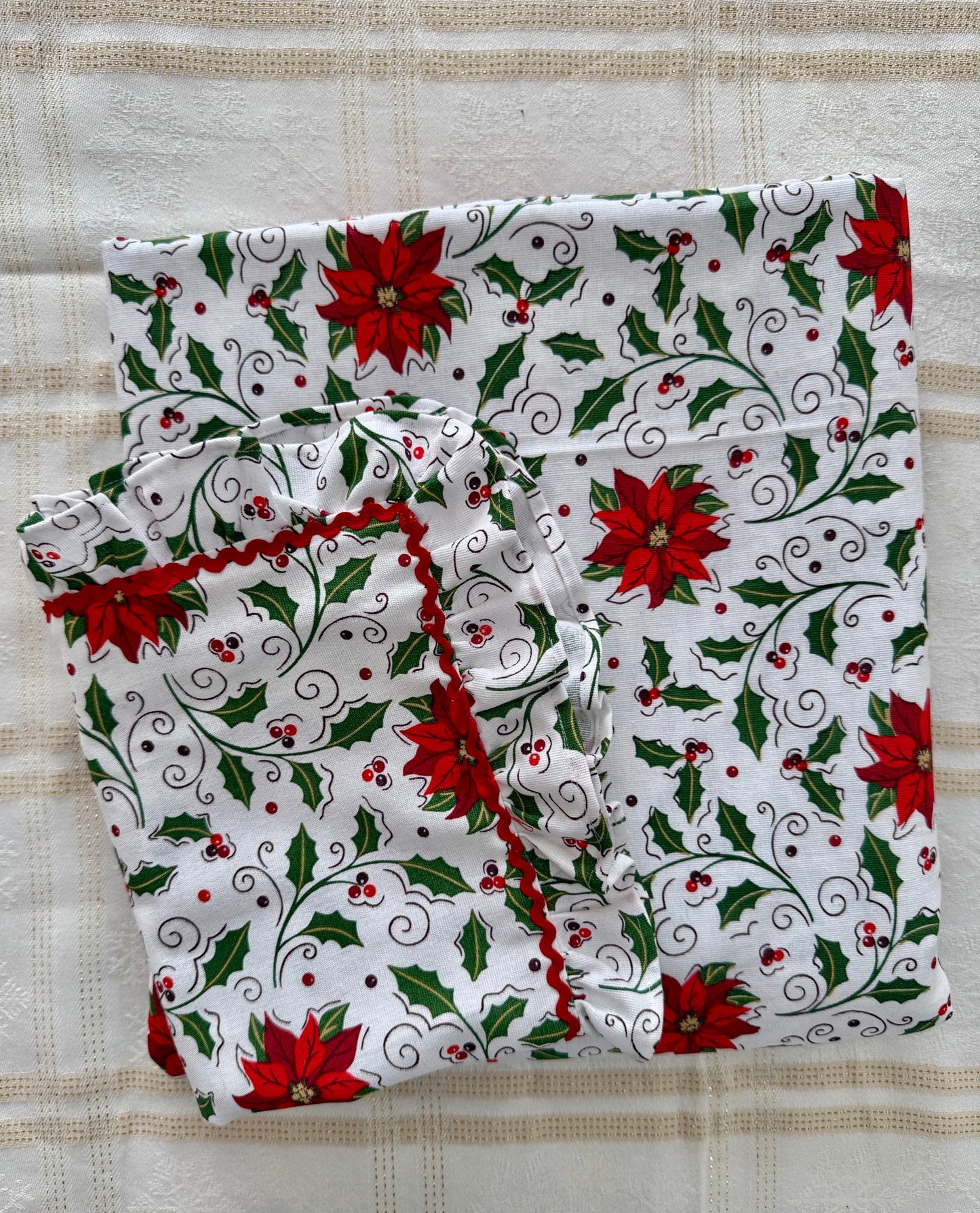 Christmas Bedspread/ Bedsheet - RicRac n Poinsettias (All Sizes)