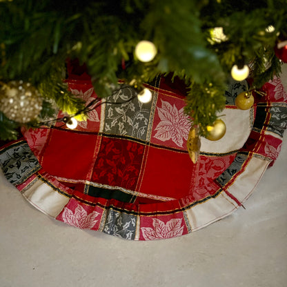 Christmas Tree Skirt - Jacquard & Ruffles