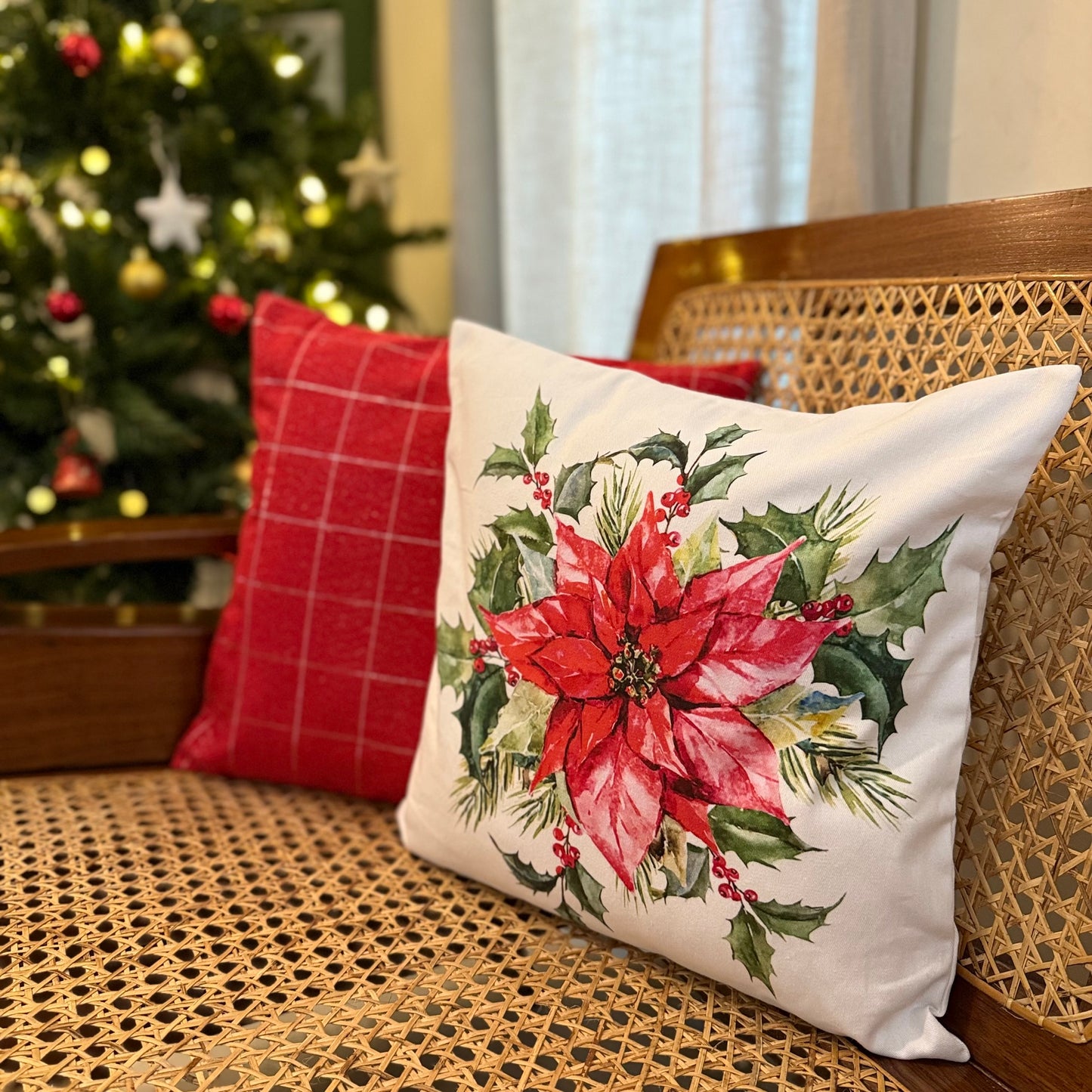 Christmas Cushion Cover- Pretty Poinsettia