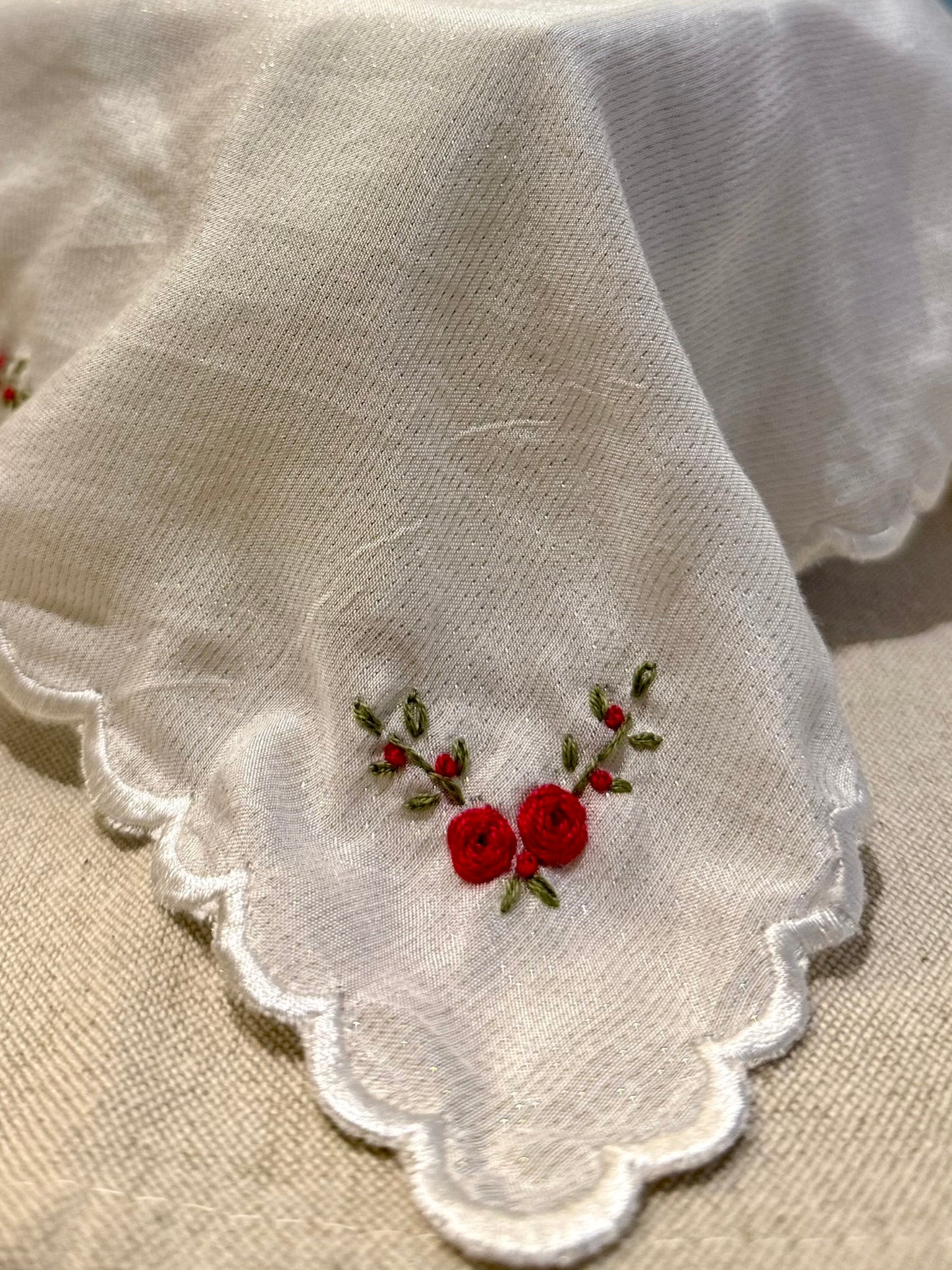 Tissue Box Cover - Red Roses