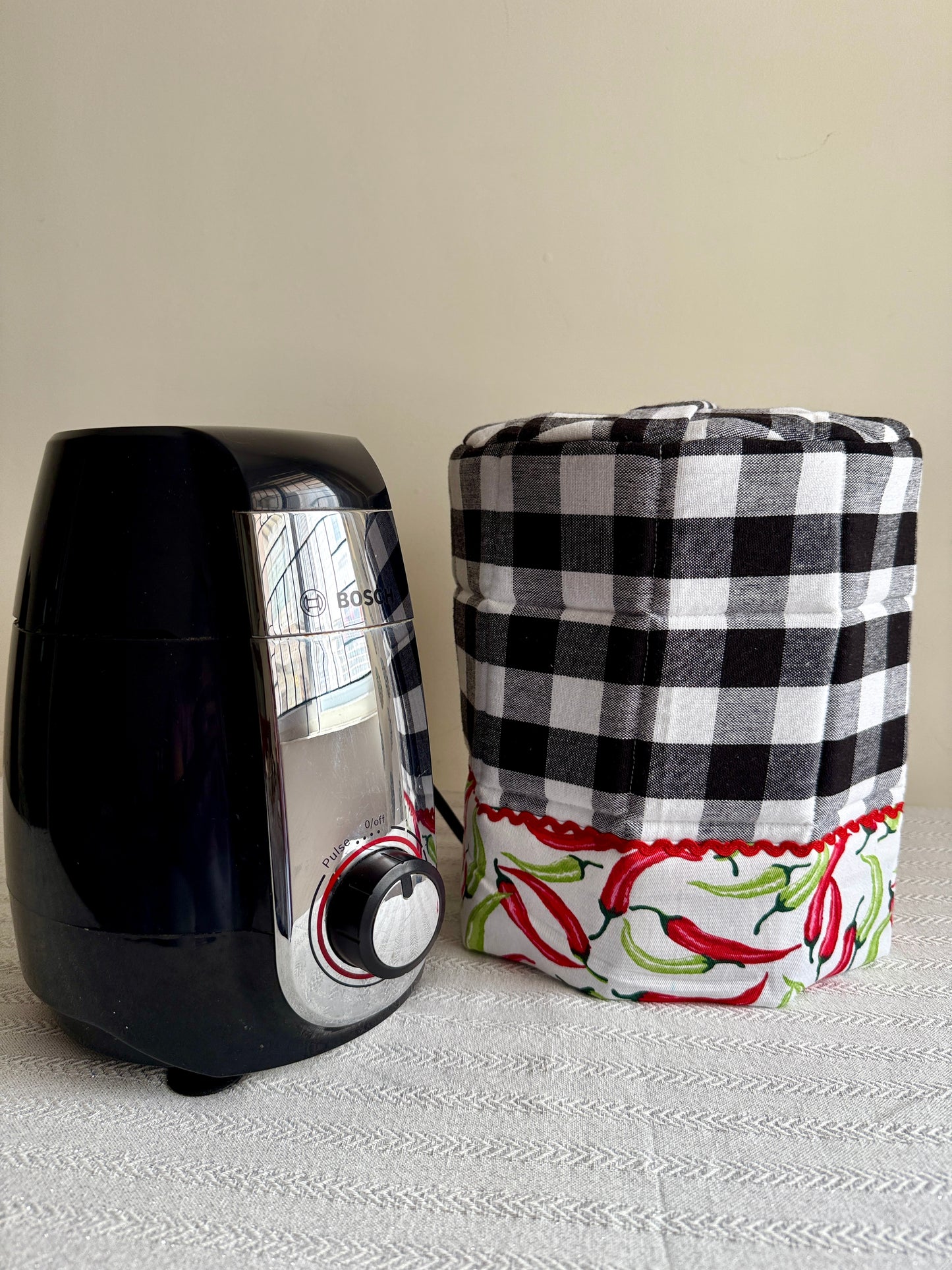 Mixer Grinder Cover - Red Hot Chillies