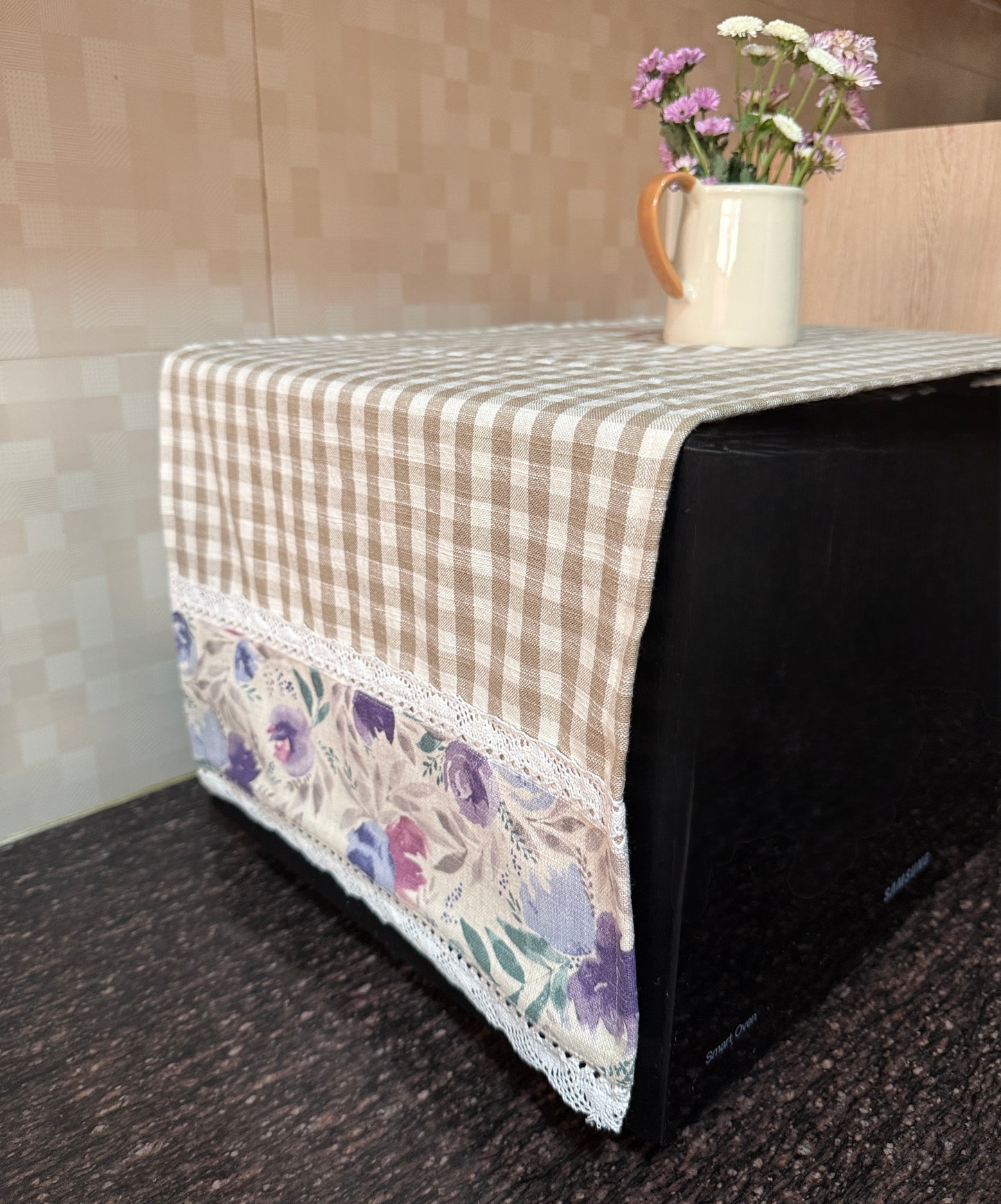 Microwave Wave - Beige and Floral
