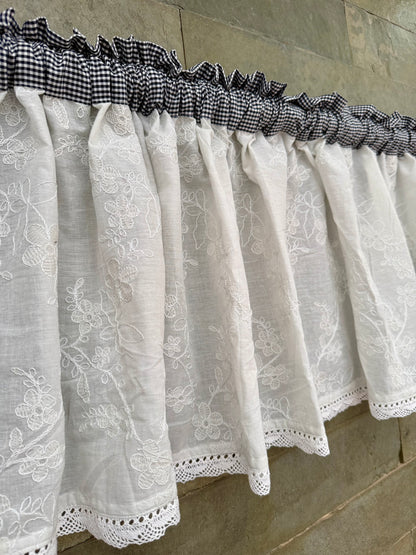 Kitchen Valance- Emma ( B&W)