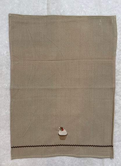 Kitchen Towel - Frosted Cupcake