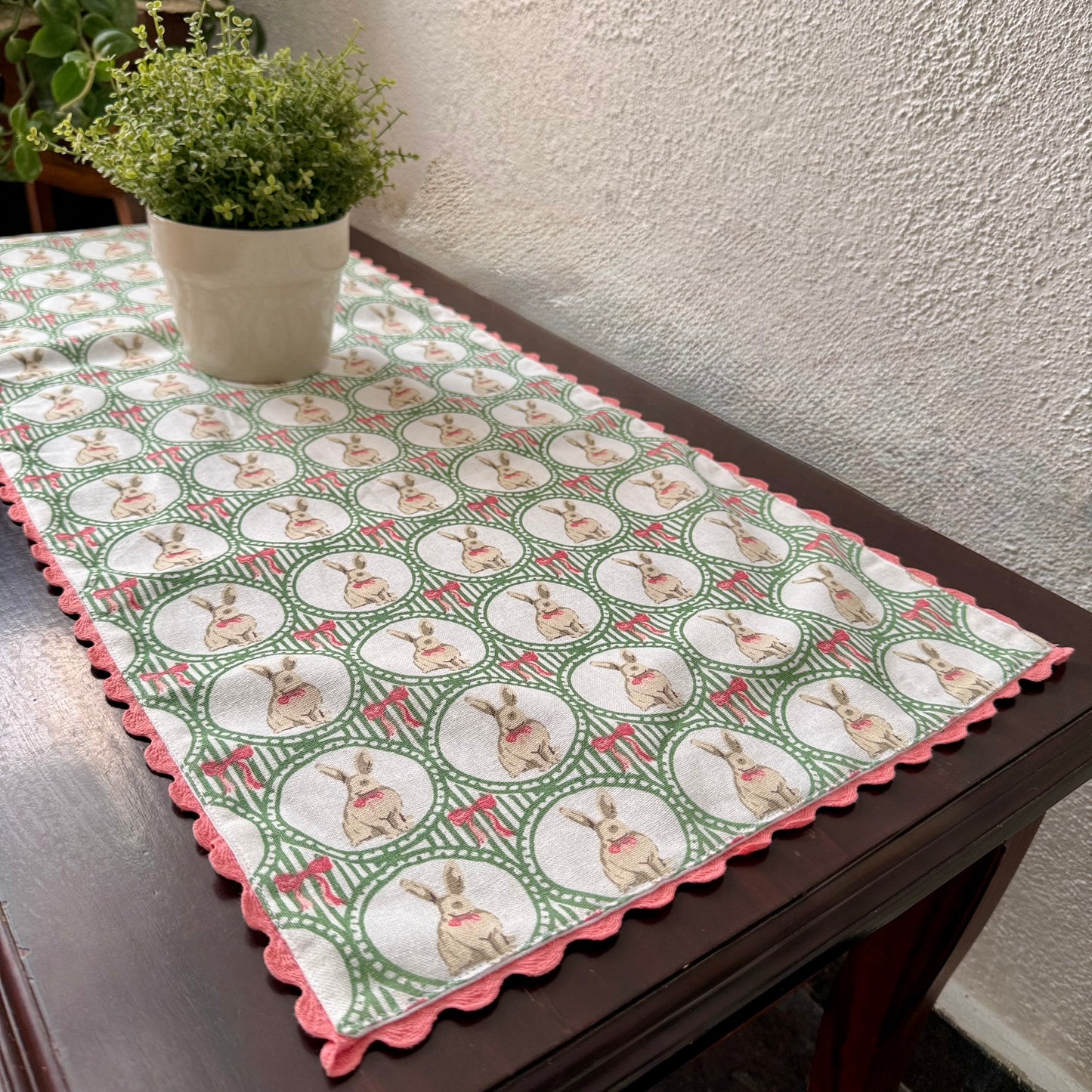 Table Runner - Bunny & Bow