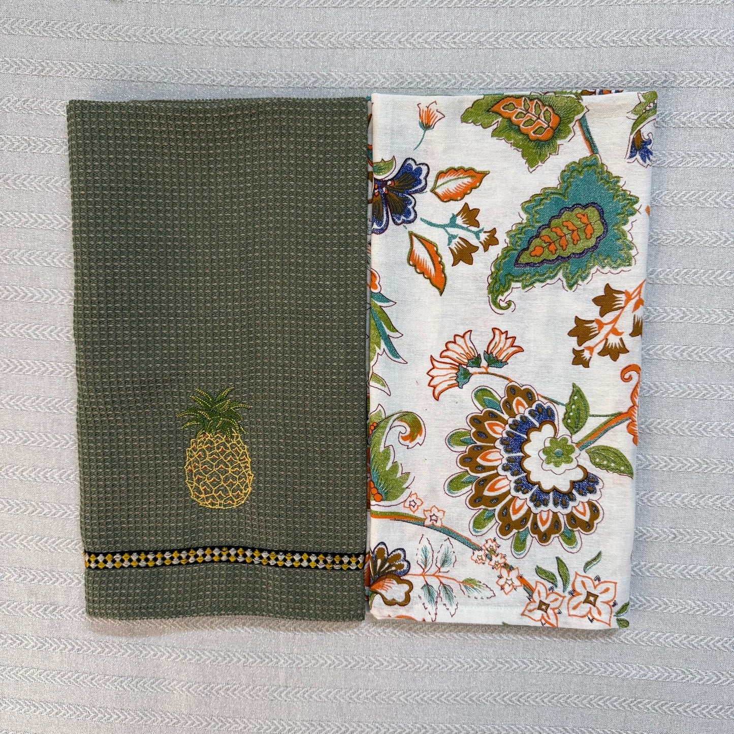 Kitchen Towel - Pineapples & Florals (Set of 2)