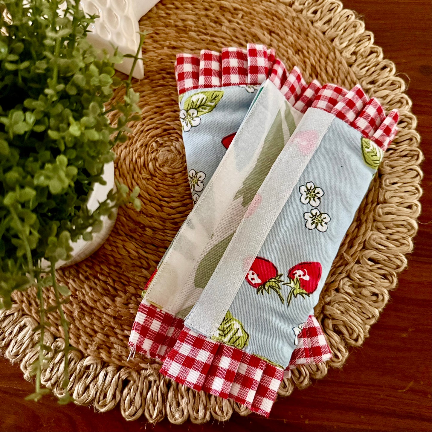 Fridge Handle Cover - Strawberries and Gingham