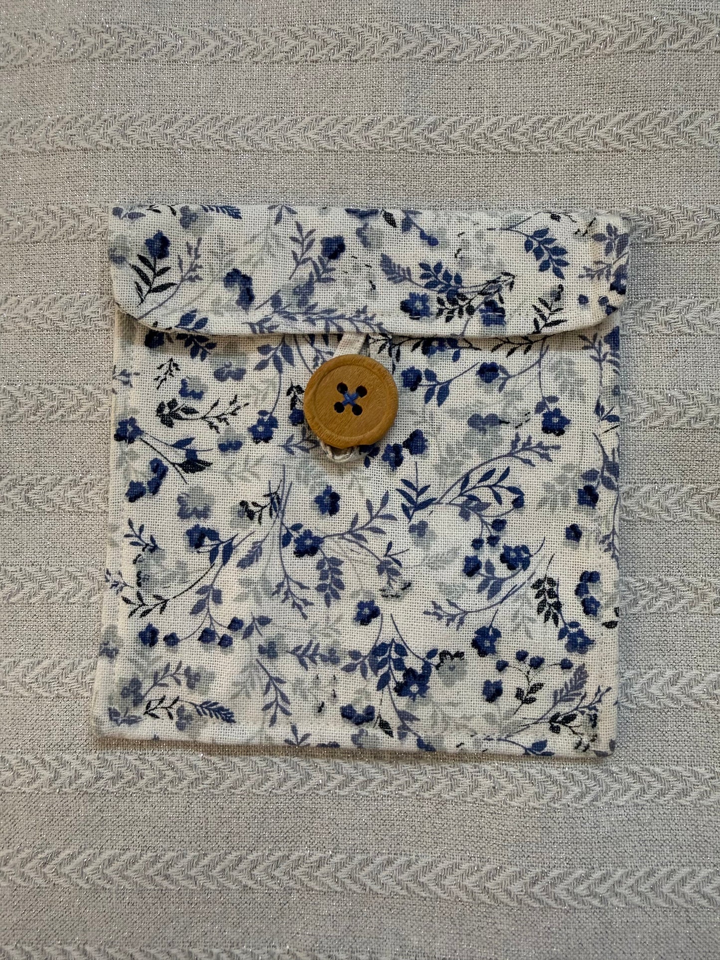 Multi Purpose Pouch - Blue flowers