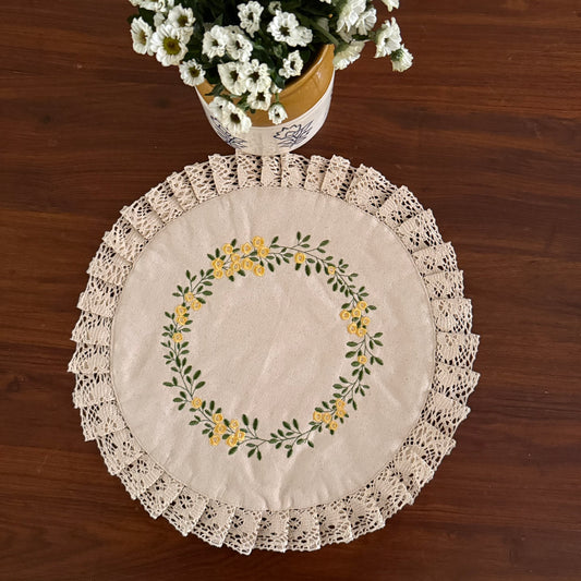 Centre Table Mat - Yellow garland