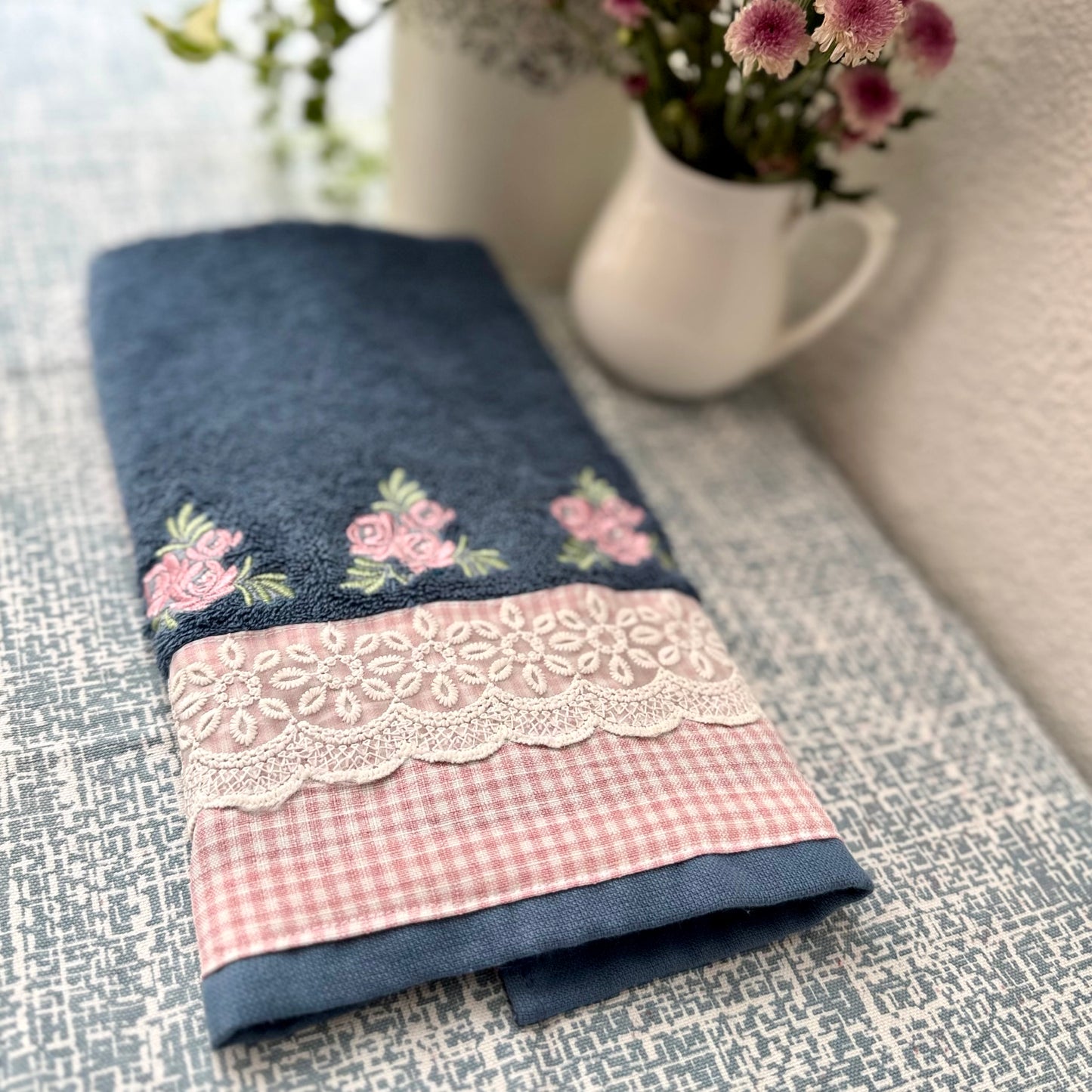 Hand Towel - Roses in blue