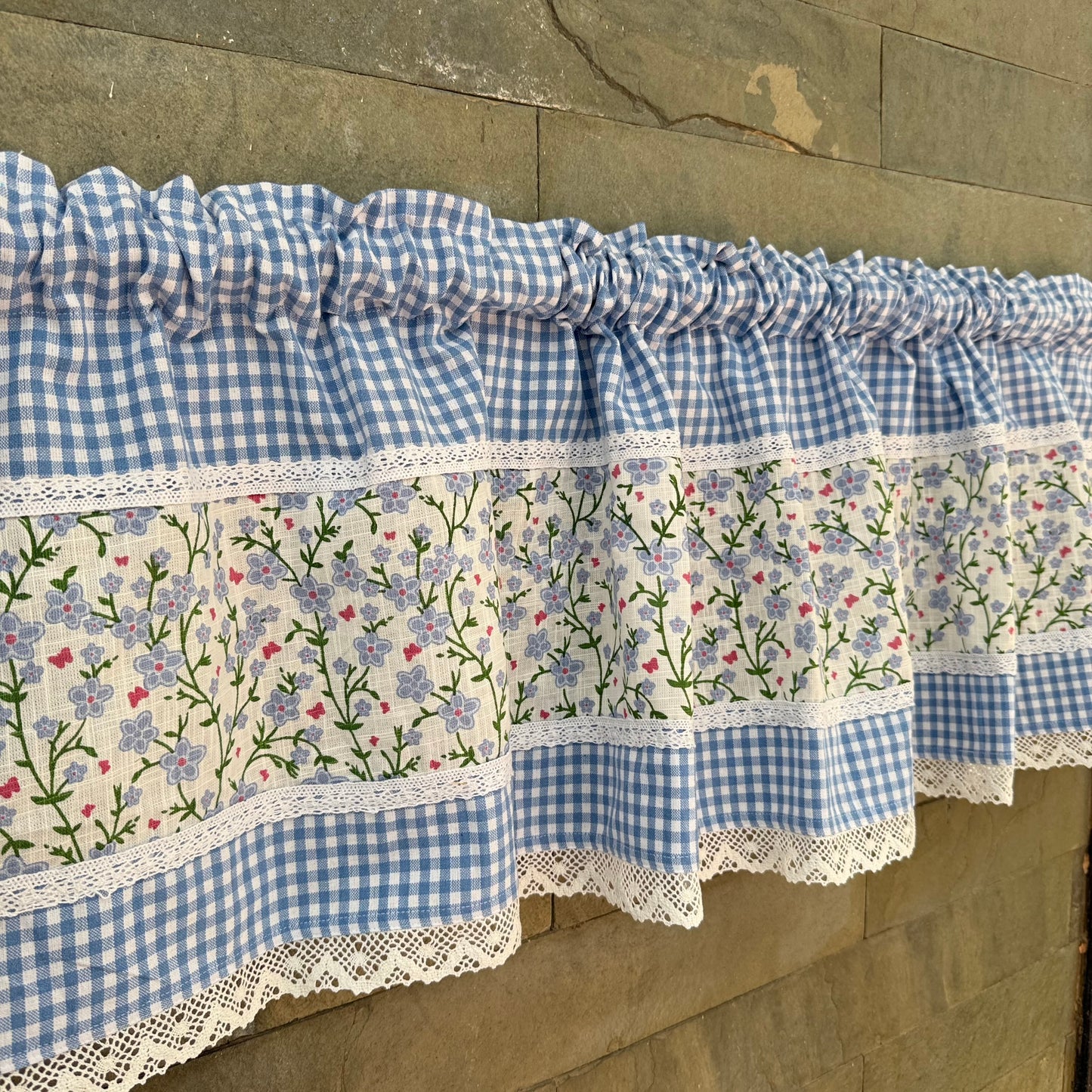 Kitchen Valance - Blue meadows
