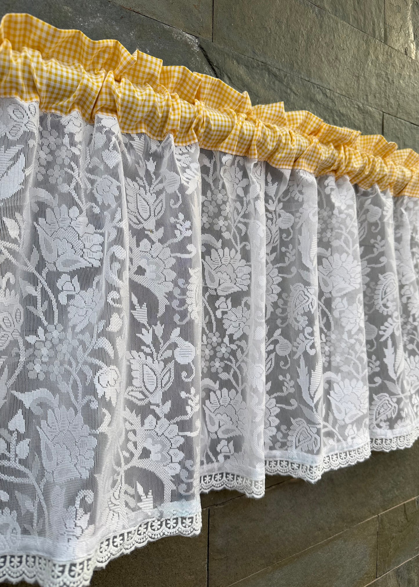 Kitchen Valance - Yellow Haze