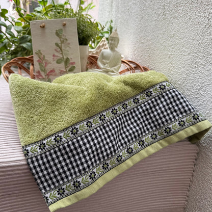 Hand Towel - Lemony Greens