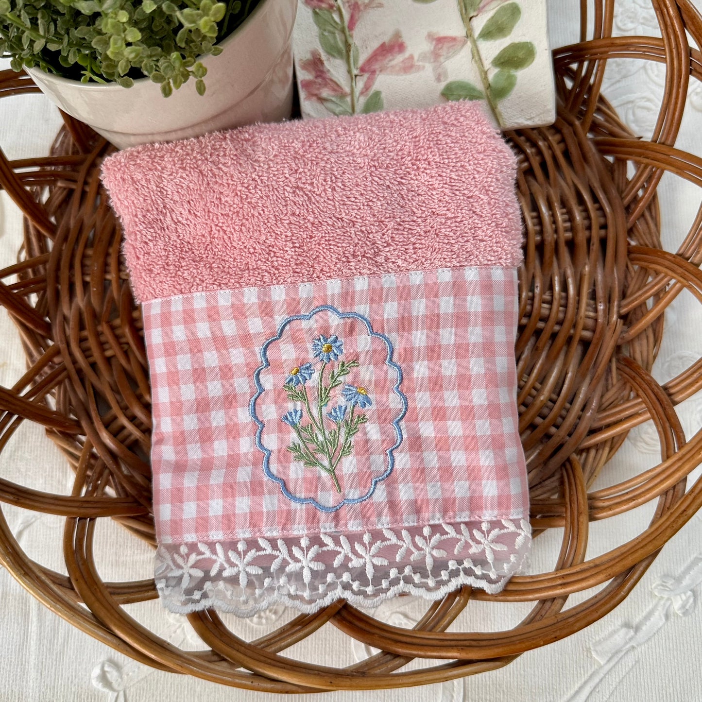 Hand Towel - Blue Scallop