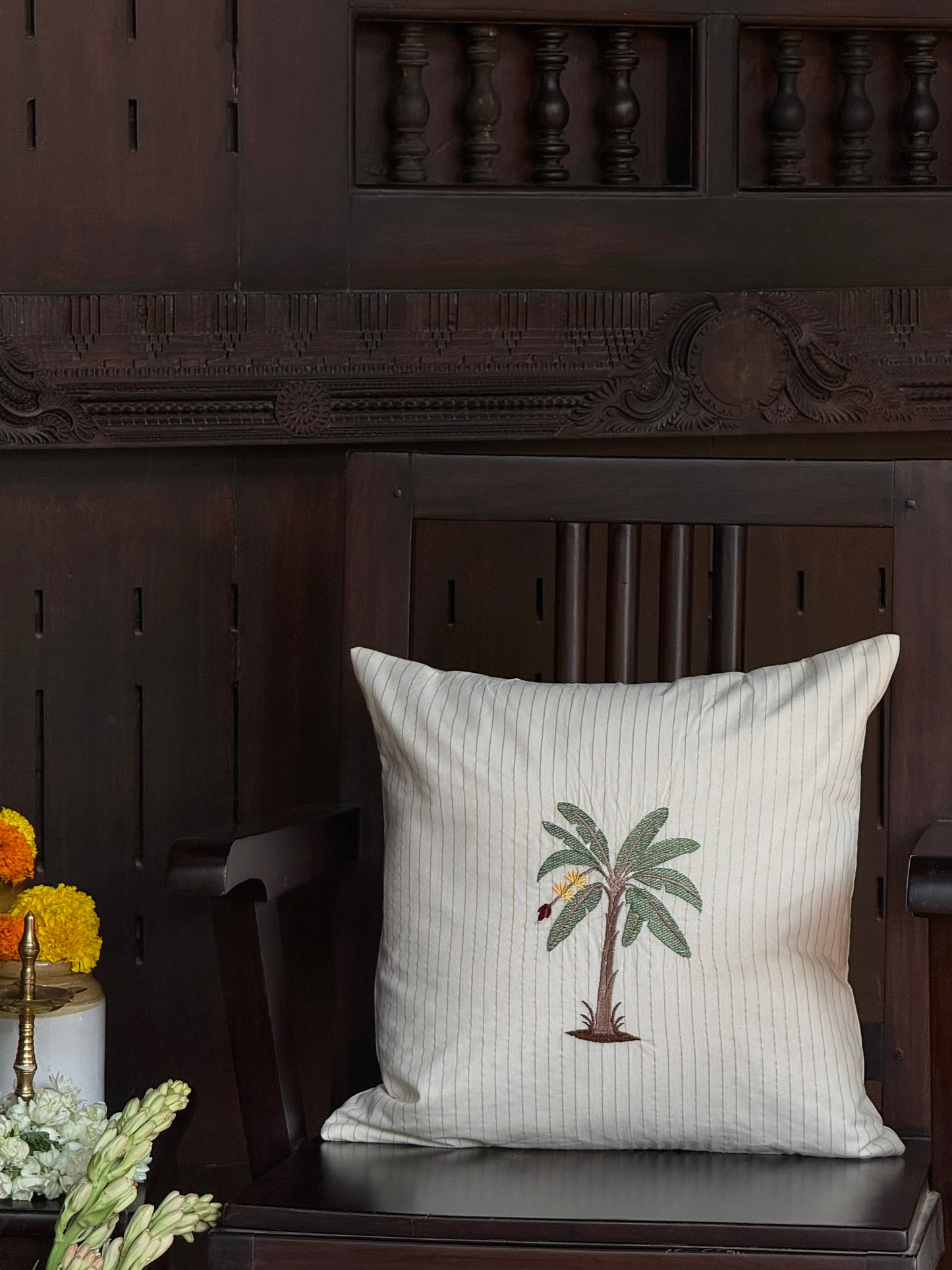 Cushion Cover - Vaazha