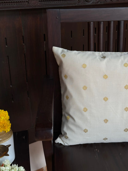 Cushion Cover -  Mullappoo
