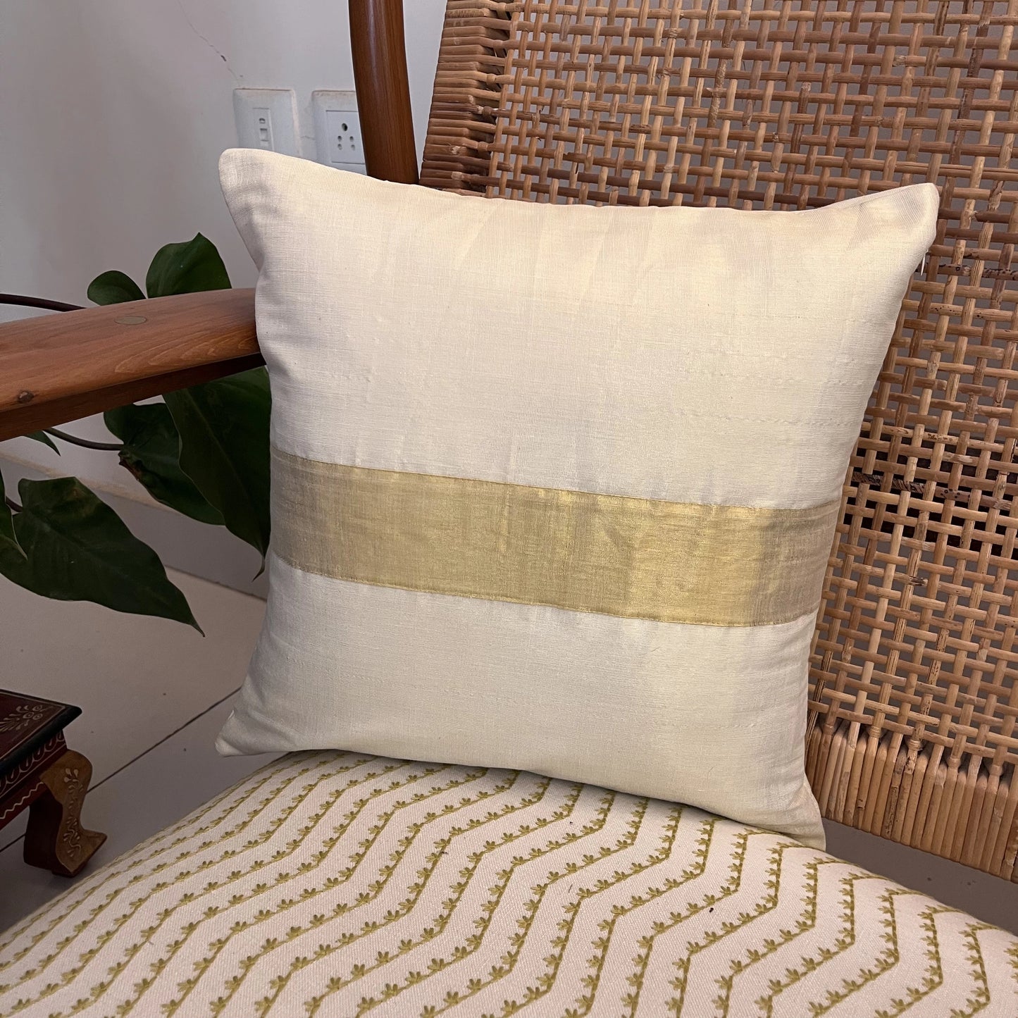 Cushion Cover - Tissue Gold