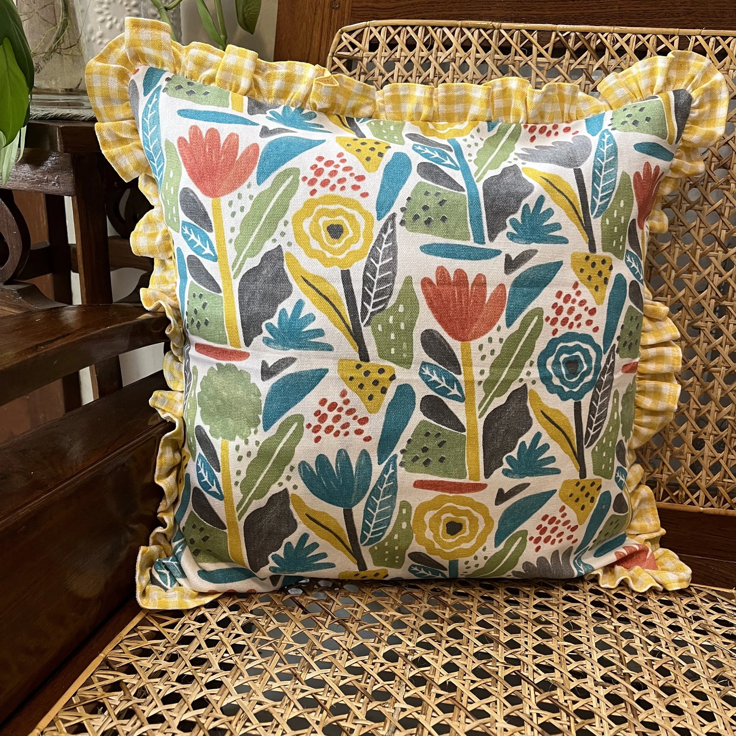 Cushion Cover- Tulips and Daisies