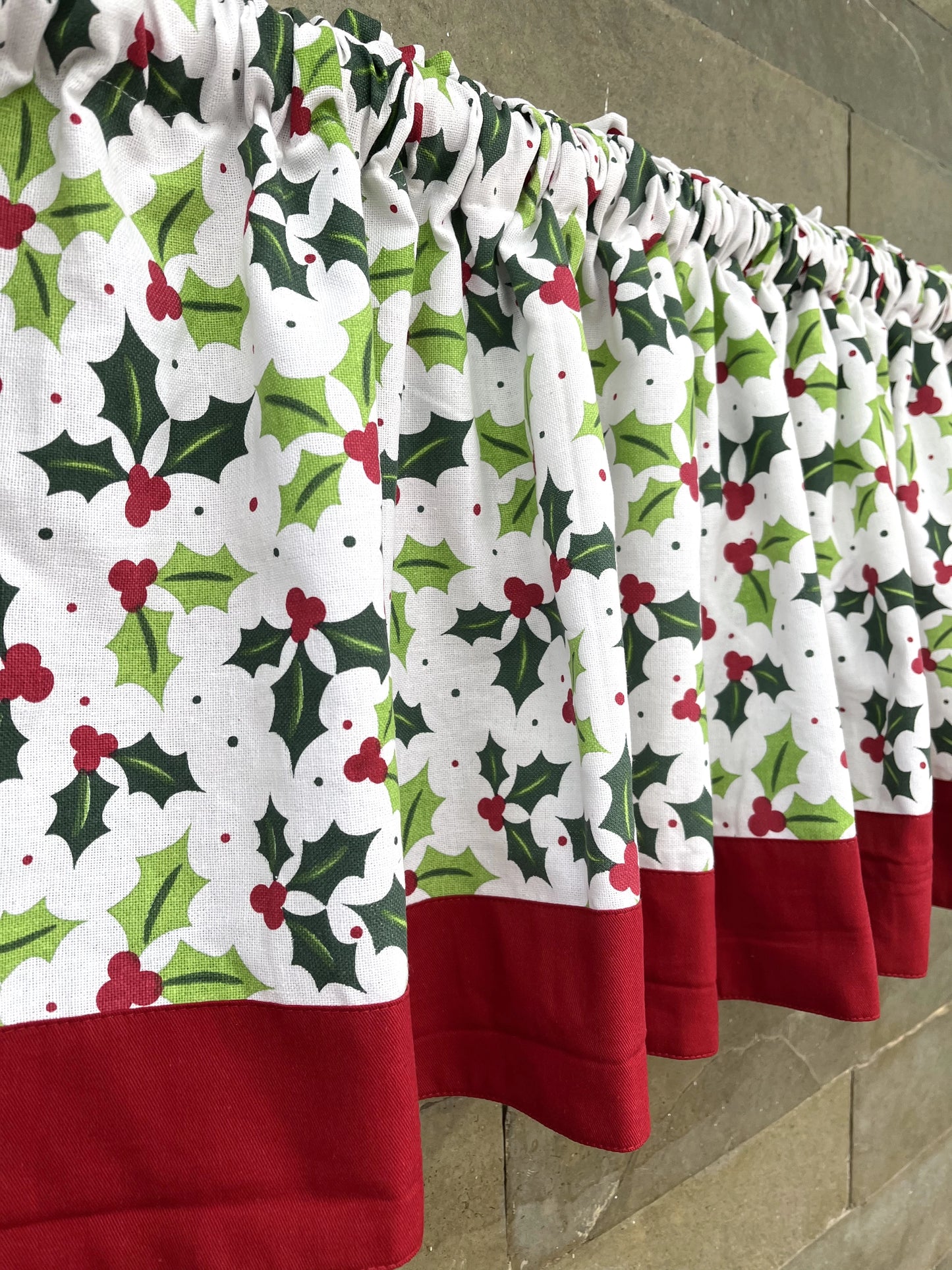 Christmas Kitchen Valance- Holly bunch