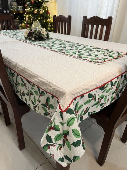 Tablecloth - Holly Go Round